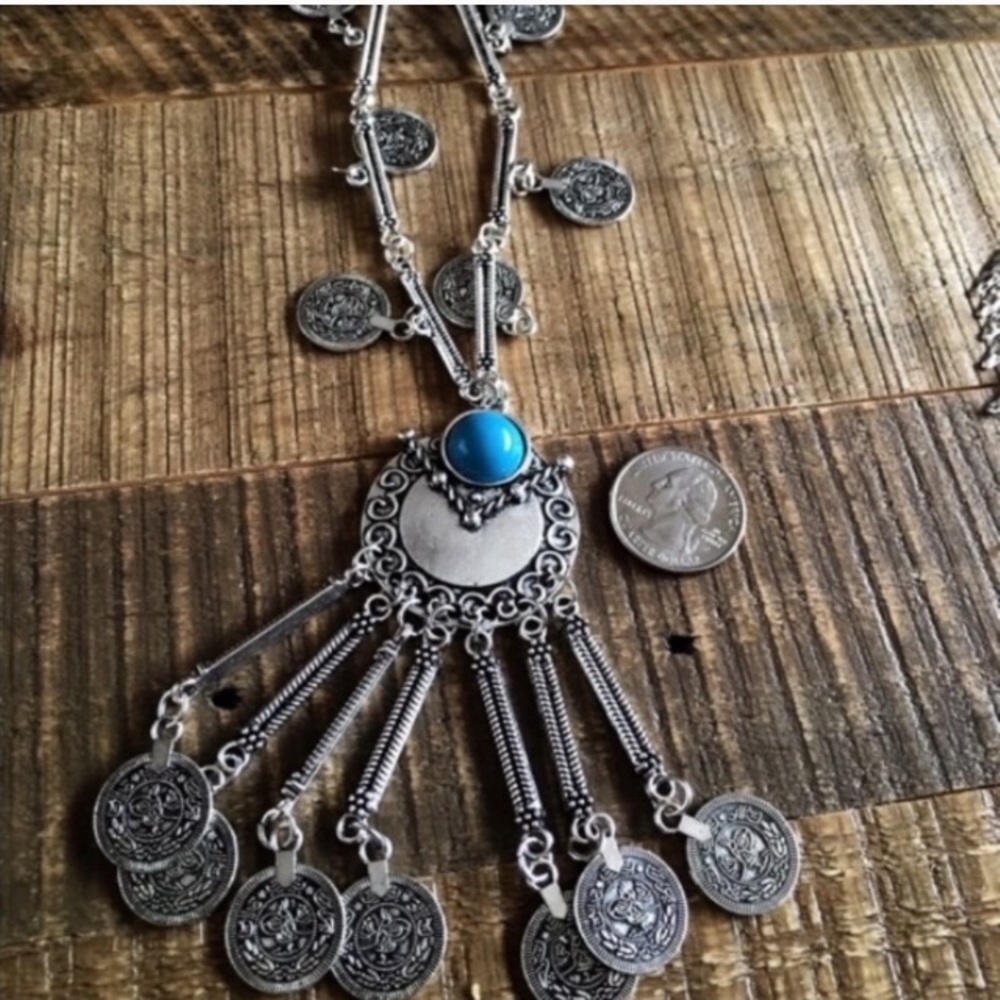 NWT Bohemian Necklace Silver Colored Blue Beads - Picture 3 of 6